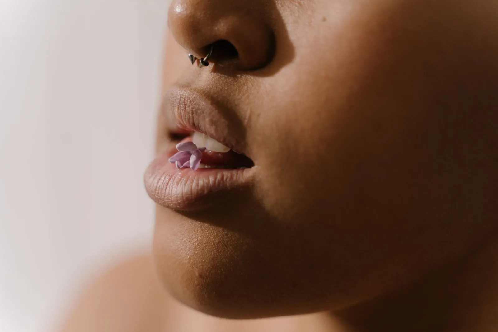 Choosing Jewelry for an Oral Piercing